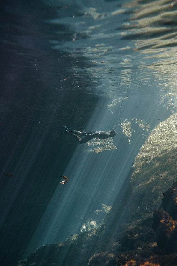 Quels sont les meilleurs spots pour la plongée en apnée dans les îles Similan, Thaïlande?